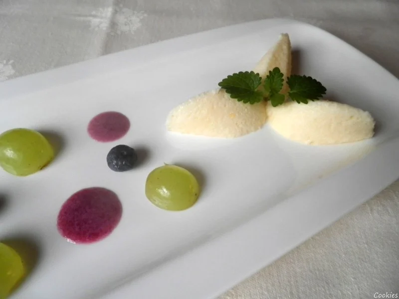 Sekt - Mousse, Heidelbeeren - Sabayon und marinierte Weinbeeren - Rezept - Bild Nr. 24