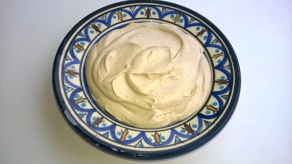 Geschmeidige Hummus bi Tahina Crème / Sämiger Dip, sowie Fladenbrotaufstrich - Rezept