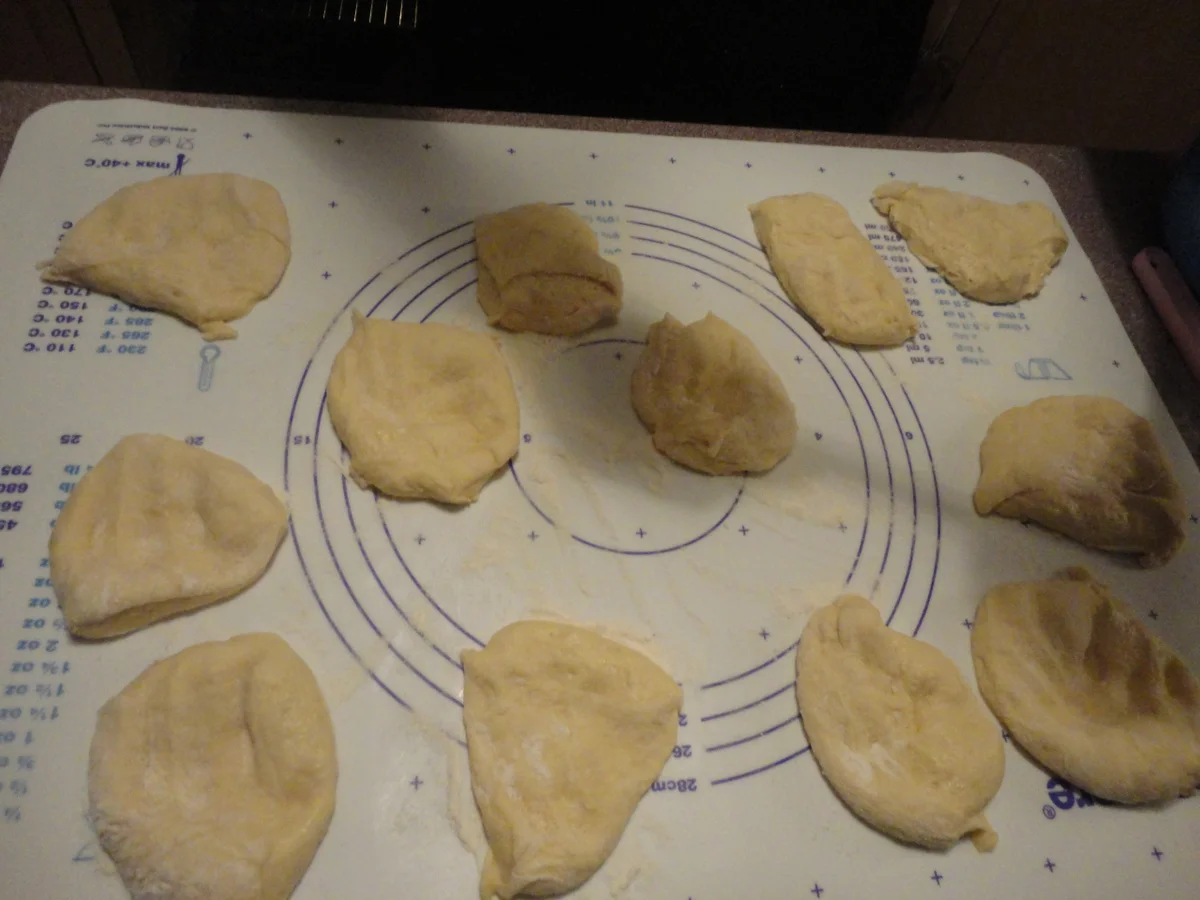 Silvias schnelle Germteig Buchteln - gefüllt mit Nußnougat - Rezept - Bild Nr. 14