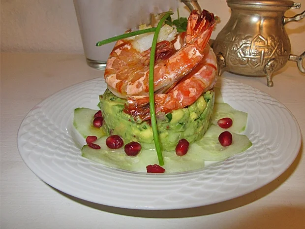 Rezept: Avocado Tartar mit Riesengarnelen Avocado Tartar mit Riesengarnelen - Rezept