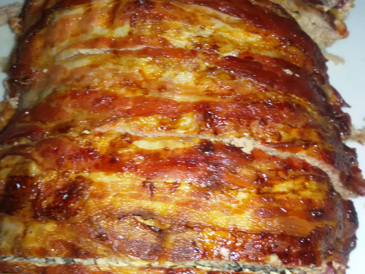 Rezept: Hackbraten mit Bacon & Ei Bild Nr. 3 Hackbraten mit Bacon & Ei - Rezept - Bild Nr. 3