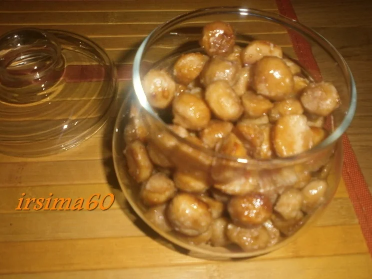 Macadamianüsse mit Salzkaramell - Rezept