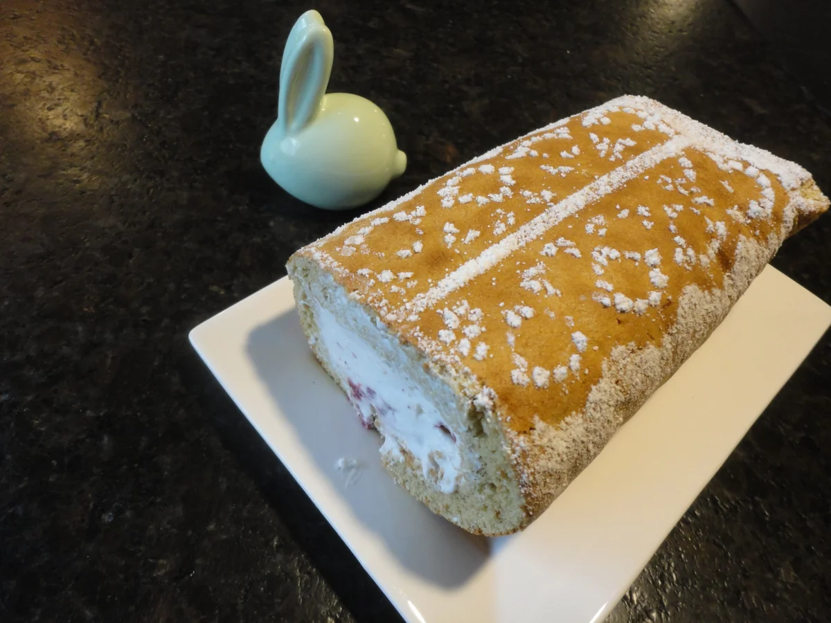 Biskuitroulade für Weizenallergiker - Rezept - Bild Nr. 20