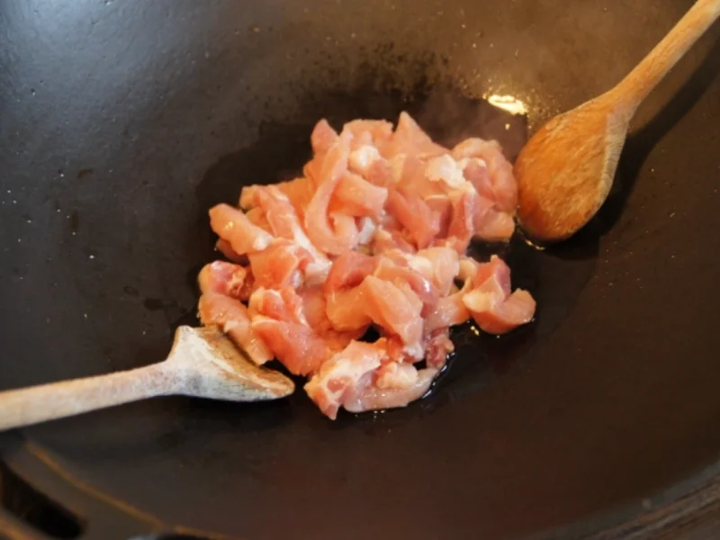 Rezept: Chinesische Bratnudeln mit Schweinefleisch Bild Nr. 7 Chinesische Bratnudeln mit Schweinefleisch - Rezept - Bild Nr. 7