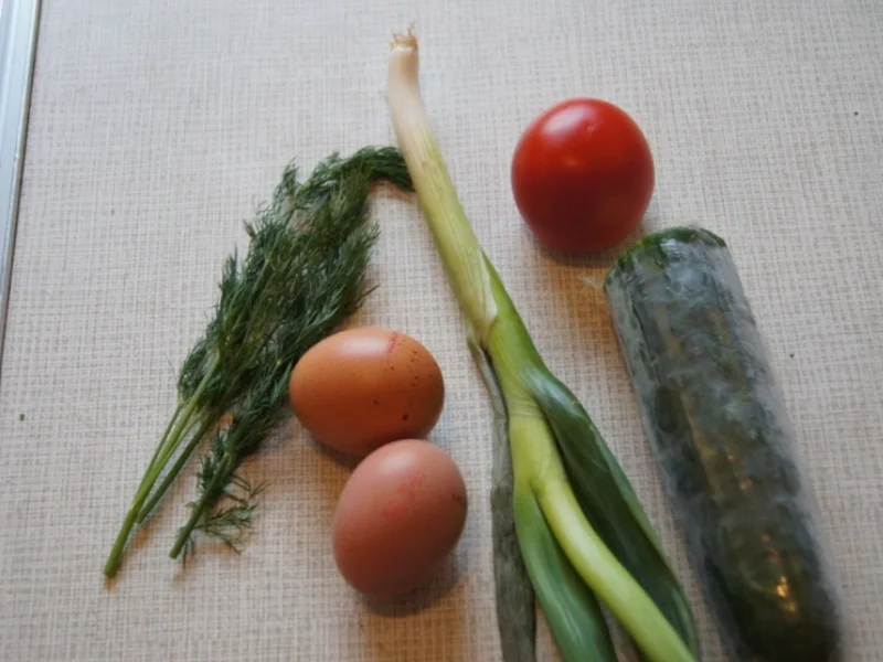 Rezept: Ei im Glas auf Gurken-Tomaten-Salsa Bild Nr. 2 Ei im Glas auf Gurken-Tomaten-Salsa - Rezept - Bild Nr. 2