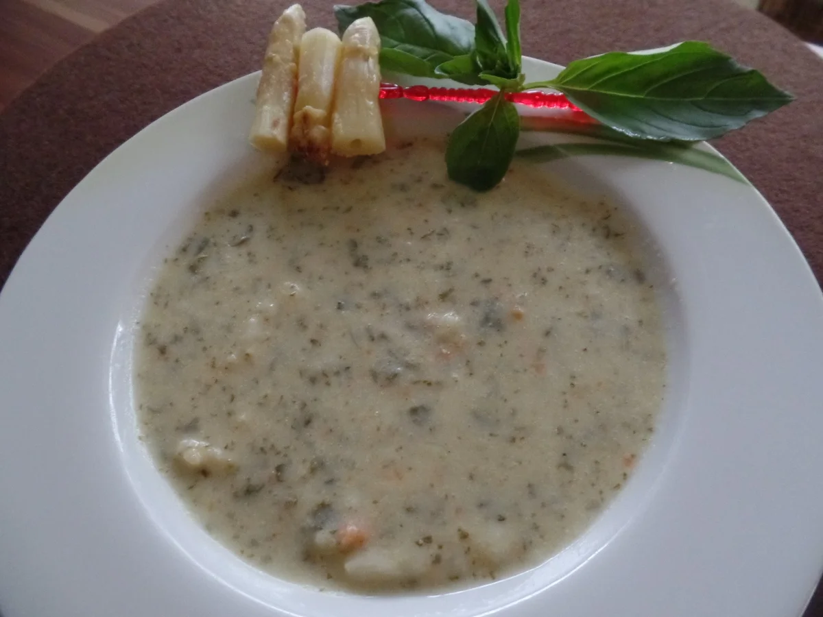Spargel-Basilikumsuppe - Rezept