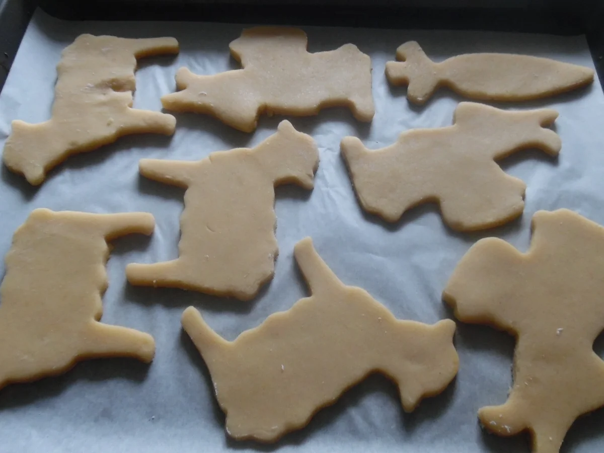 Rezept: Große Oster-Plätzchen Bild Nr. 3 Große Oster-Plätzchen - Rezept - Bild Nr. 3