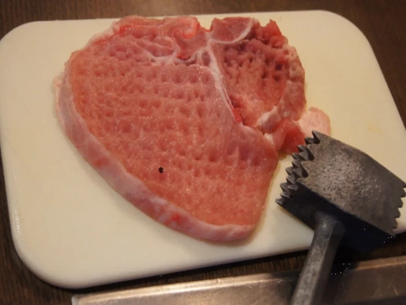 Rezept: Kotelett mit Kartoffelpilzen und Buttergemüse Bild Nr. 3 Kotelett mit Kartoffelpilzen und Buttergemüse - Rezept - Bild Nr. 3