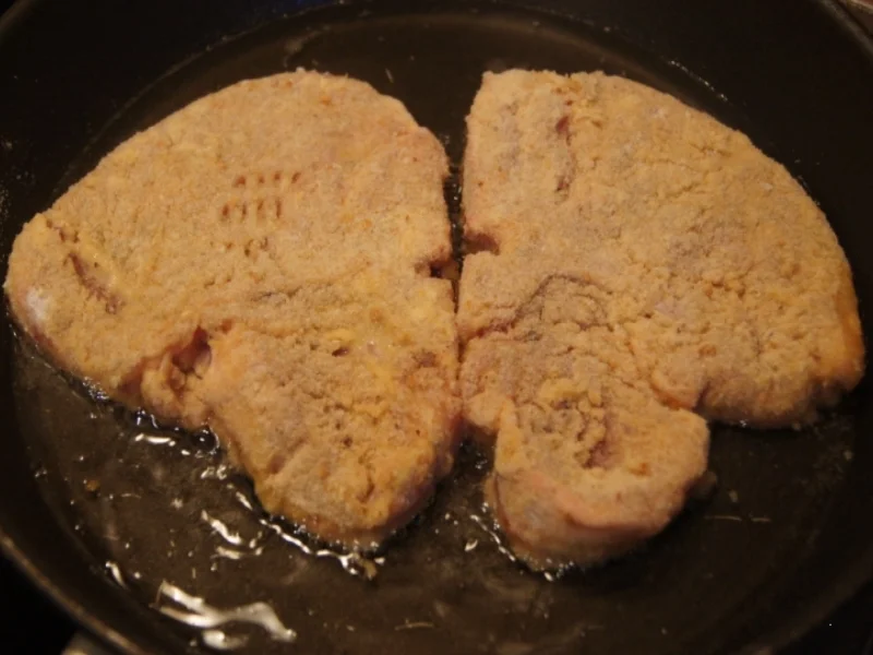 Rezept: Kotelett mit Kartoffelpilzen und Buttergemüse Bild Nr. 4 Kotelett mit Kartoffelpilzen und Buttergemüse - Rezept - Bild Nr. 4