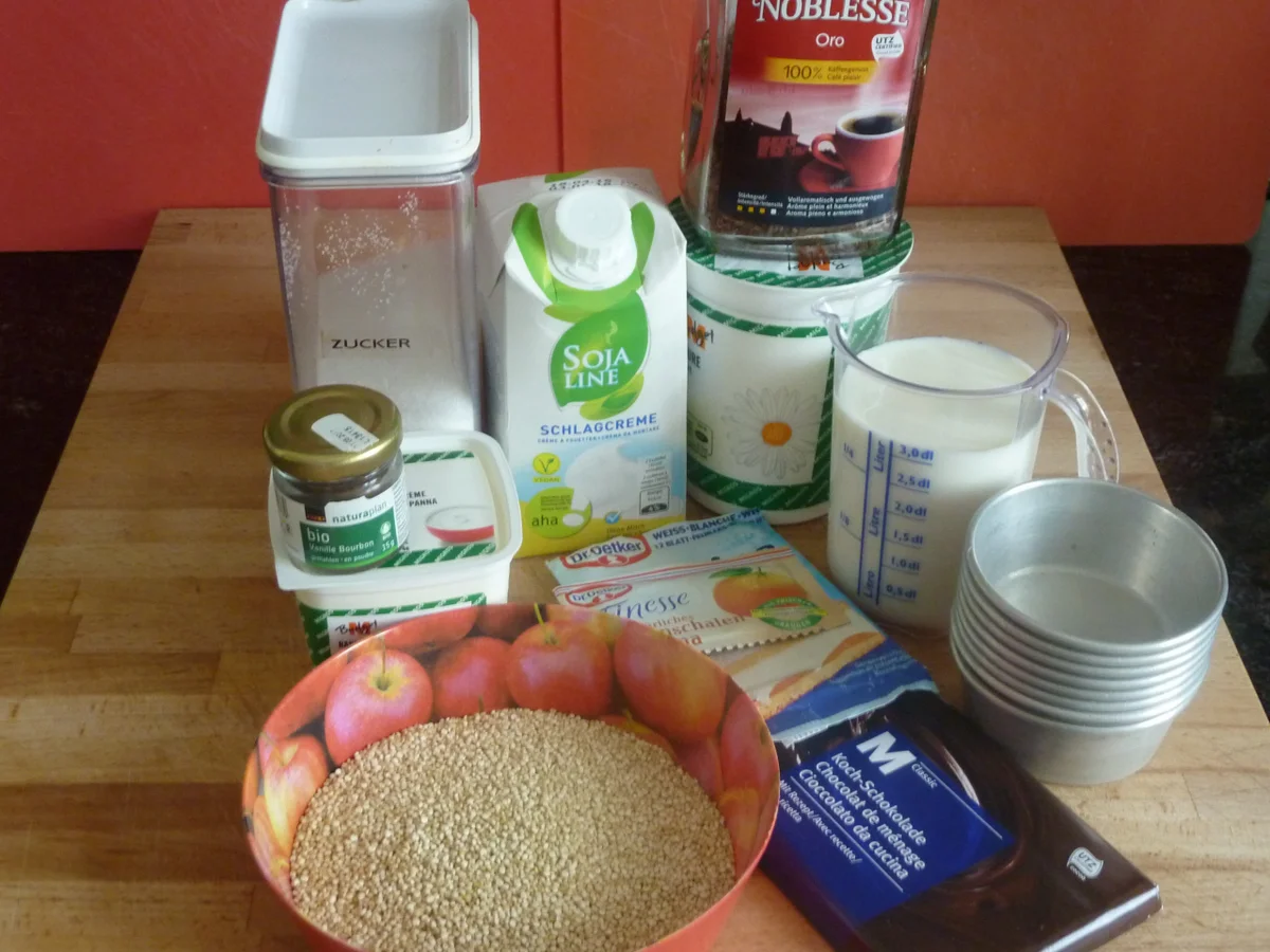 Quinoa Köpfchen mit Schokolade-Kaffee Sauce. - Rezept - Bild Nr. 2