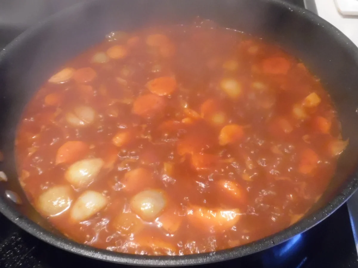 Rezept: Knusprige Putenunterkeule auf scharfer Soße Bild Nr. 6 Knusprige Putenunterkeule auf scharfer Soße - Rezept - Bild Nr. 6