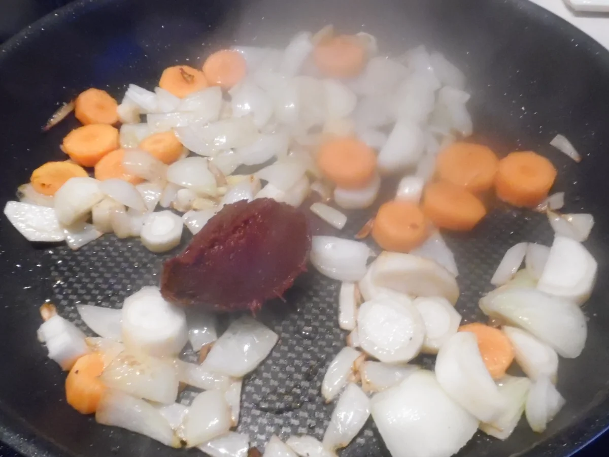 Rezept: Knusprige Putenunterkeule auf scharfer Soße Bild Nr. 7 Knusprige Putenunterkeule auf scharfer Soße - Rezept - Bild Nr. 7