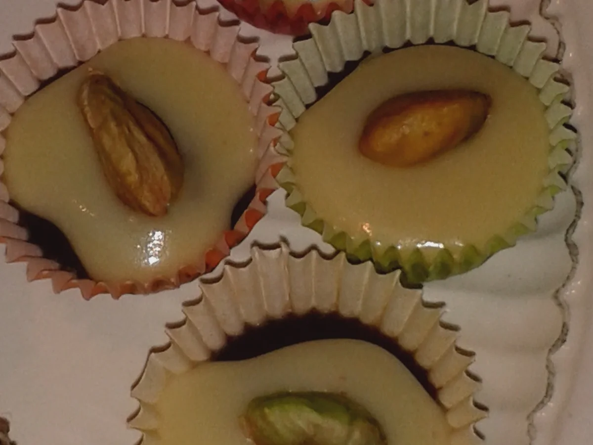 Pralinen Dattel-Nougat, Kokos, Kaffee-Sahne und Erdnussbutter - Rezept - Bild Nr. 4