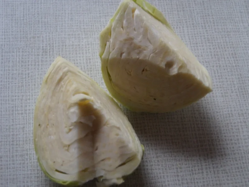 Rezept: Gedünstetes Weißkraut Bild Nr. 2 Gedünstetes Weißkraut - Rezept - Bild Nr. 2