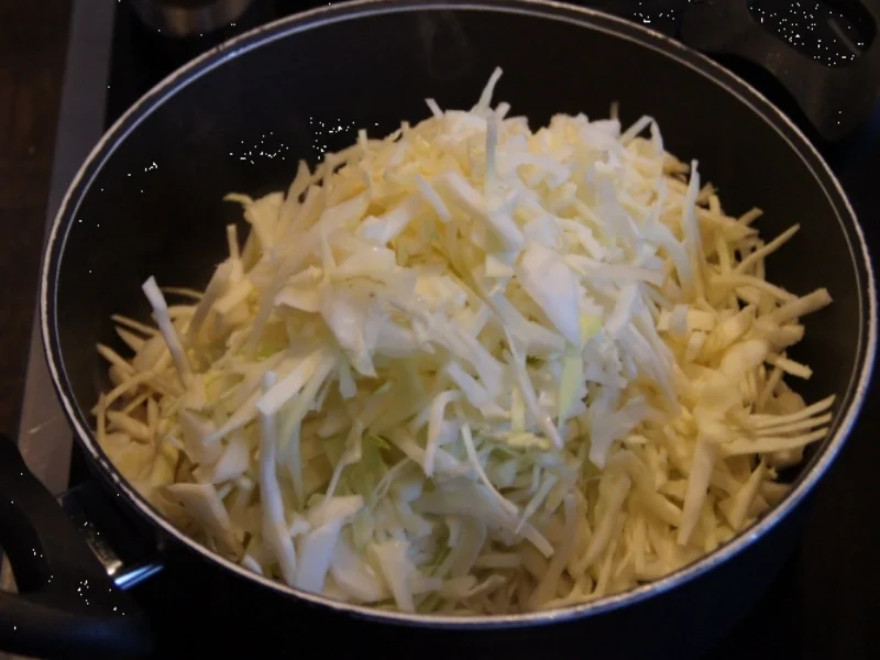 Rezept: Gedünstetes Weißkraut Bild Nr. 5 Gedünstetes Weißkraut - Rezept - Bild Nr. 5
