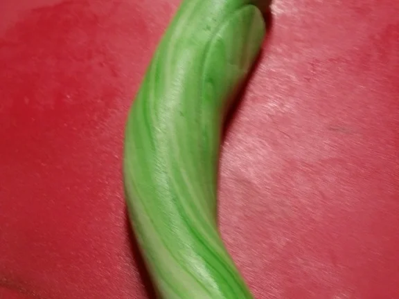 Rezept: Mini Etagentorte zu Ostern Bild Nr. 16 Mini Etagentorte zu Ostern - Rezept - Bild Nr. 16