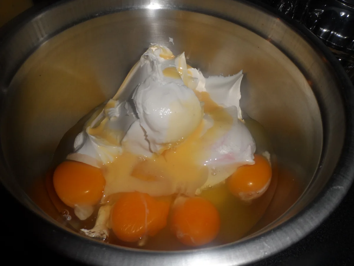 BiNe` S HIMBEERTIRAMISU MIT EIERLIKÖR - Rezept - Bild Nr. 5