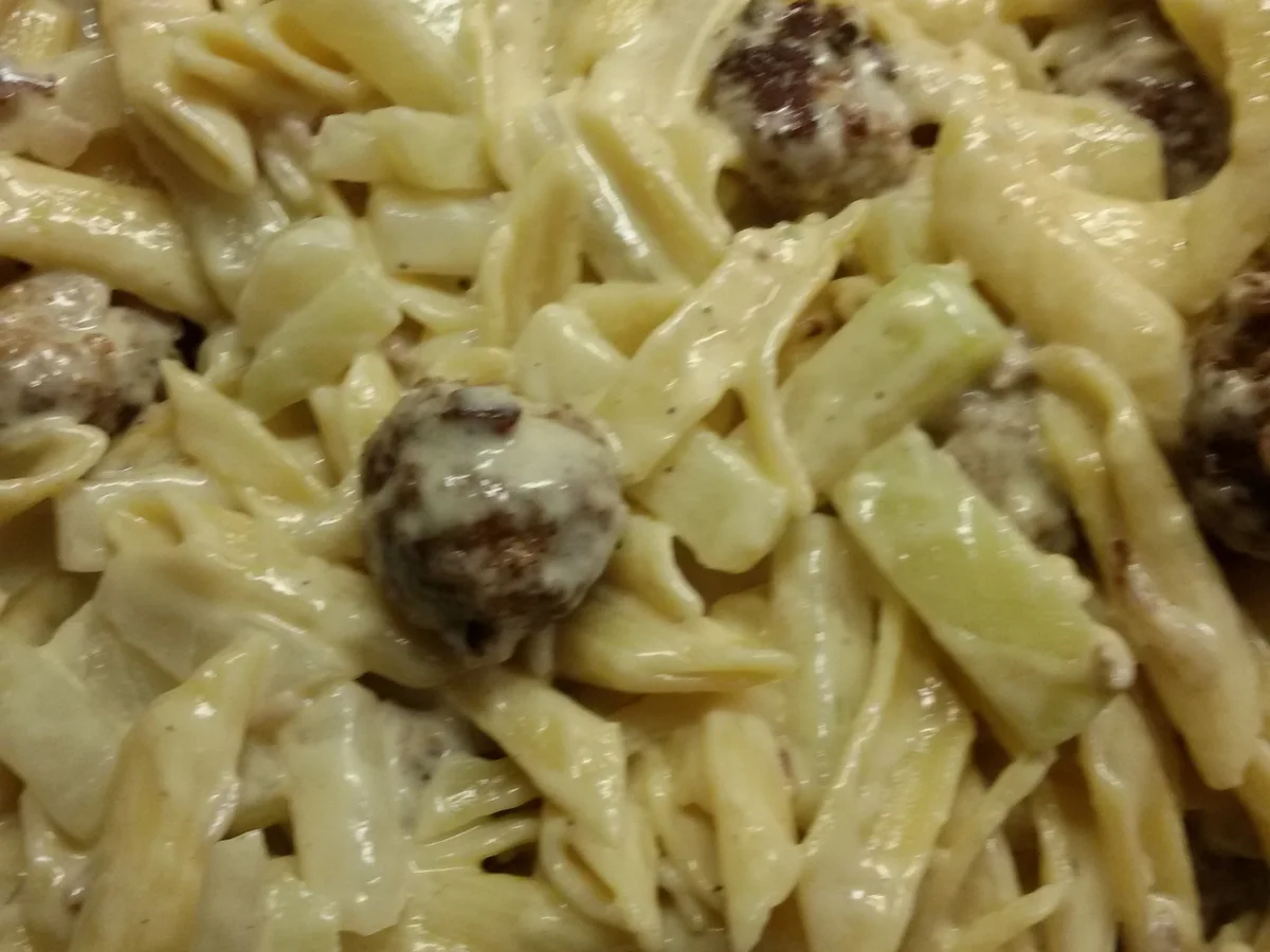 Kohlrabi - Nudeln - Hackbällchen - Topf - Rezept - Bild Nr. 2