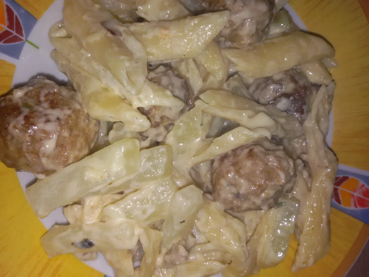 Kohlrabi - Nudeln - Hackbällchen - Topf - Rezept - Bild Nr. 3