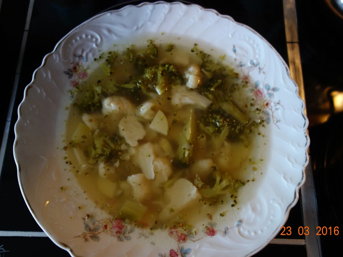 Geselchte Gemüsesuppe; - Rezept - Bild Nr. 3