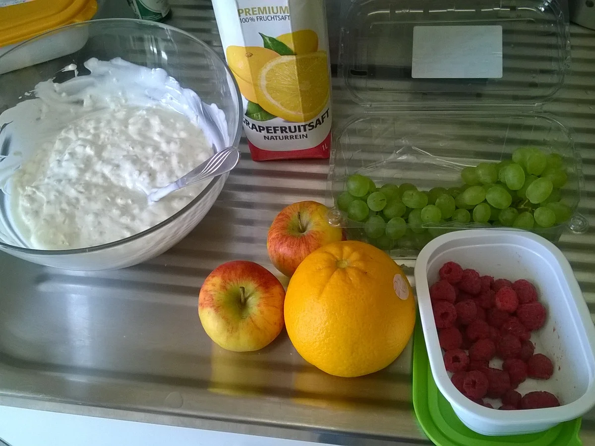 Rezept: My Bircher-Müesli - eine weitere, aber spezielle Variante der gesunden Vollwertnahrung Bild Nr. 3 My Bircher-Müesli - eine weitere, aber spezielle Variante der gesunden Vollwertnahrung - Rezept - Bild Nr. 3