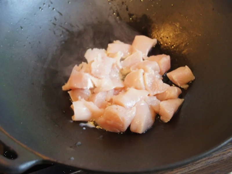 Hähnchenbrustfilet-Curry mit Kokosmilch und Blumenkohl-Reis - Rezept - Bild Nr. 4