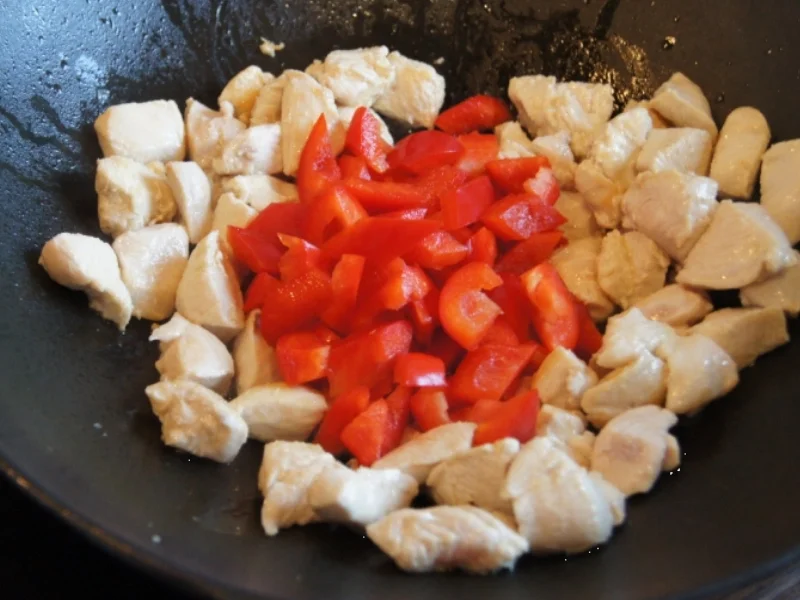 Hähnchenbrustfilet-Curry mit Kokosmilch und Blumenkohl-Reis - Rezept - Bild Nr. 5