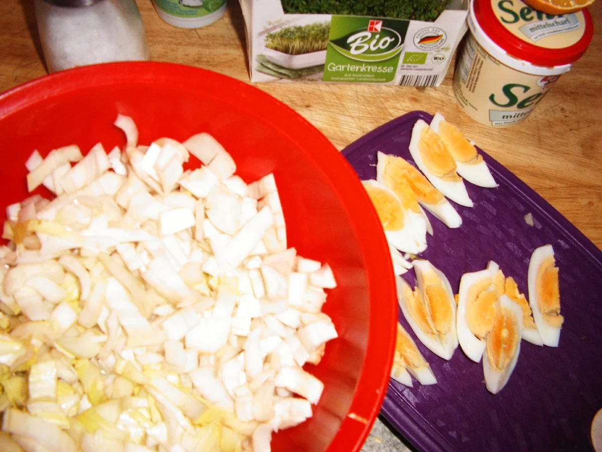 Chicoree-Eiersalat - Rezept - Bild Nr. 3