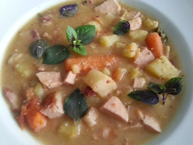 Rezept: Fein rustikale Rote Linsensuppe Bild Nr. 23 Fein rustikale Rote Linsensuppe - Rezept - Bild Nr. 23