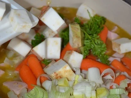 Rezept: Fein rustikale Rote Linsensuppe Bild Nr. 12 Fein rustikale Rote Linsensuppe - Rezept - Bild Nr. 12