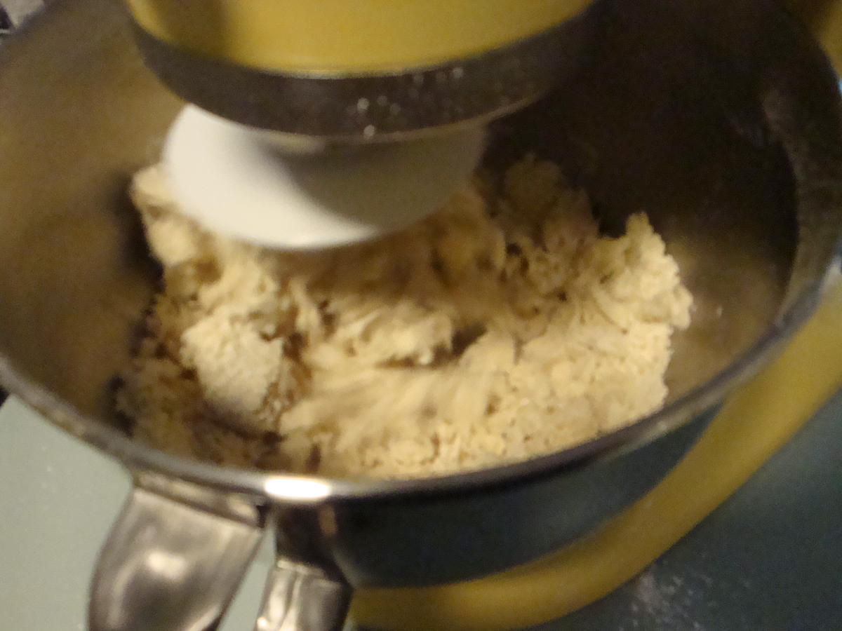 Faltenbrot mit Knoblauch Kräuterbutter - einfach - von erdbeere1706