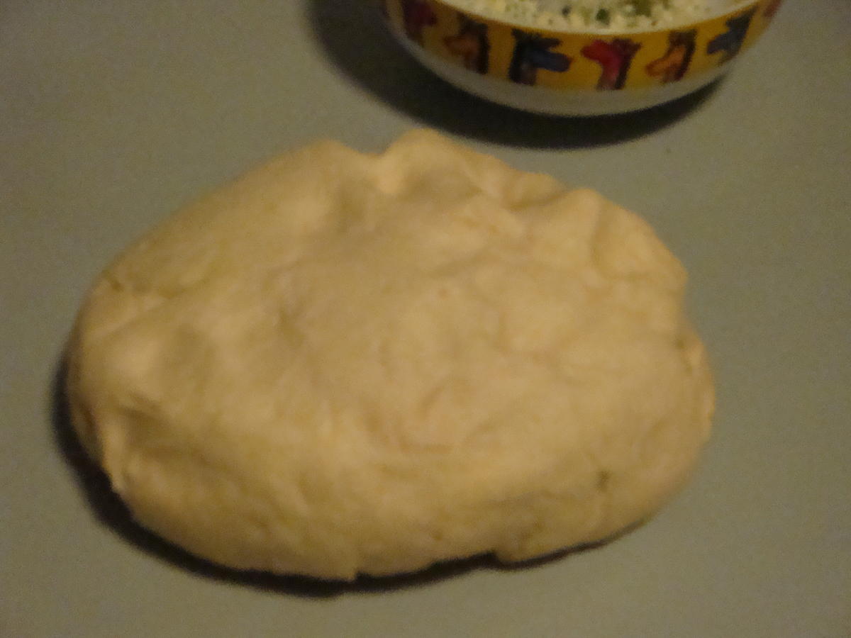 Faltenbrot mit Knoblauch Kräuterbutter - einfach - von erdbeere1706