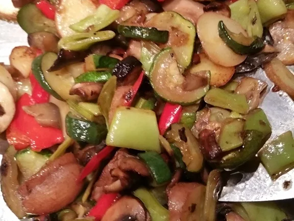 Gemüsepfanne mit Hähnchen (Flattermann) à la Biggi - Rezept - Bild Nr. 21