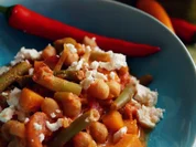 Rezept: Kichererbsen-Kรผrbis-Bohnen-Curry mit Schafskรคse Kichererbsen-Kรผrbis-Bohnen-Curry mit Schafskรคse - Rezept