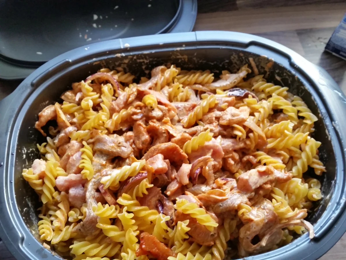 Geschnetzeltes mit Nudeln - Rezept - Bild Nr. 4