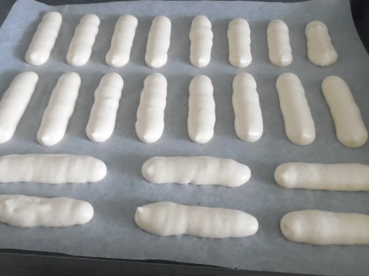 Rezept: Biskotten (Löffelbisquits) Bild Nr. 4 Biskotten (Löffelbisquits) - Rezept - Bild Nr. 4