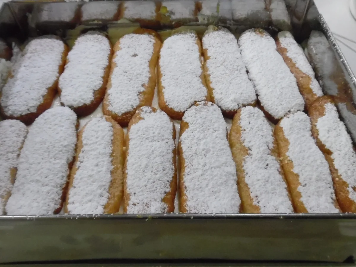 Rezept: Biskotten-Orangen-Schnitten Bild Nr. 4 Biskotten-Orangen-Schnitten - Rezept - Bild Nr. 4