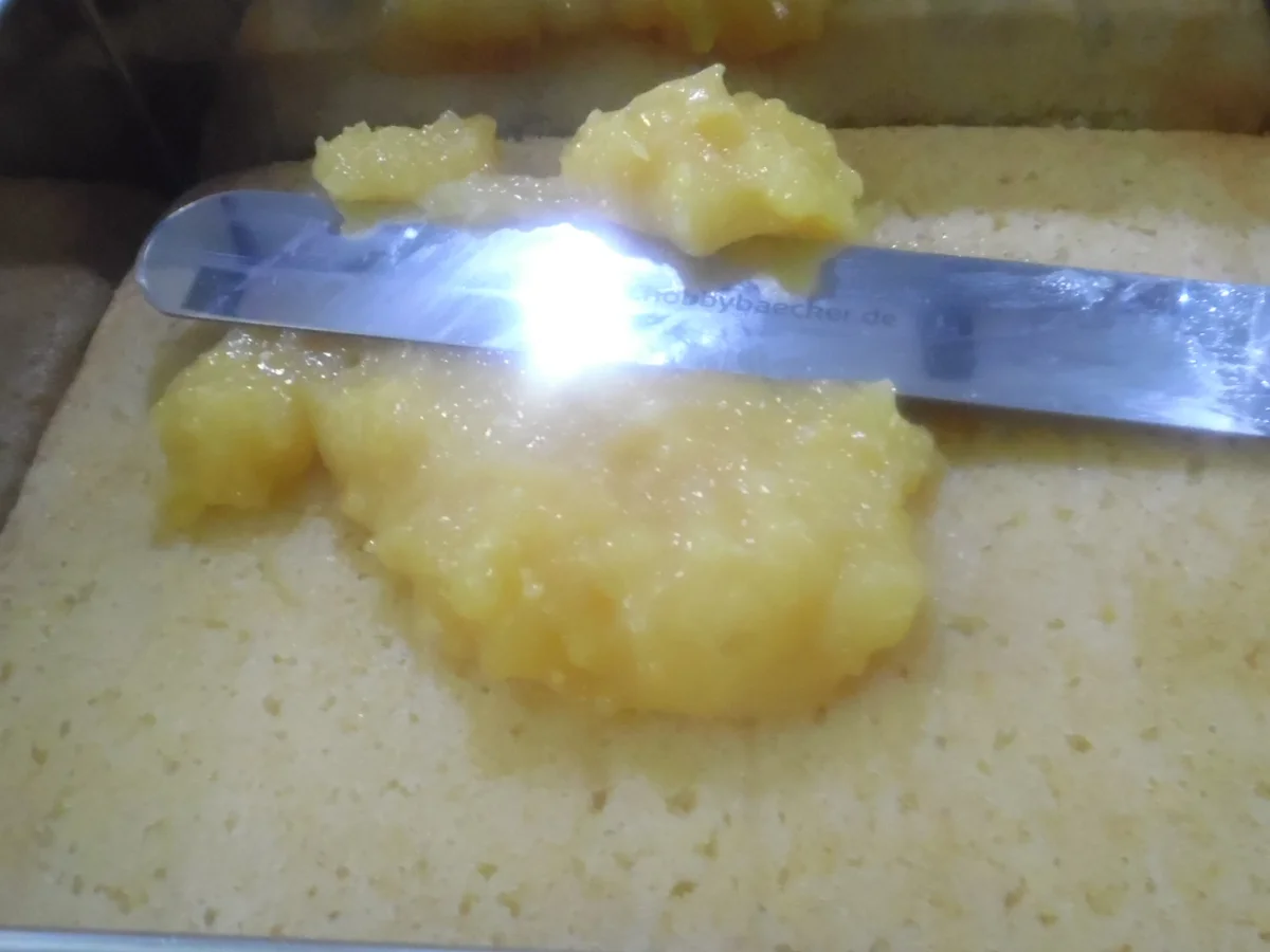 Rezept: Biskotten-Orangen-Schnitten Bild Nr. 8 Biskotten-Orangen-Schnitten - Rezept - Bild Nr. 8