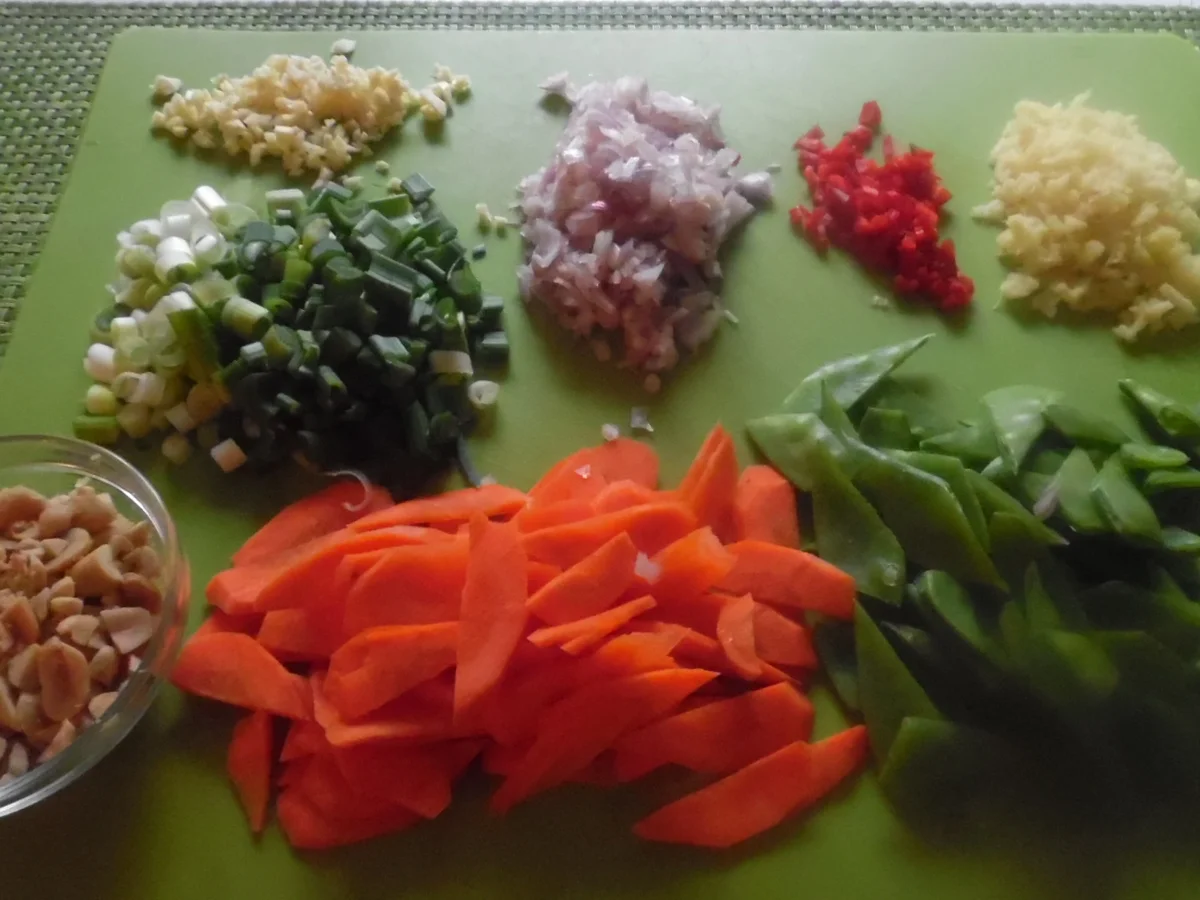 Rezept: Scharfes Fisch-Curry mit gebratenem Eier-Reis Bild Nr. 10 Scharfes Fisch-Curry mit gebratenem Eier-Reis - Rezept - Bild Nr. 10