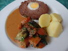 Falscher Hase mit Zucchini-Möhren-Gemüse - Rezept