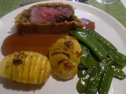 Rumpsteak im Blätterteigmantel mit Gemüsefüllung und Portweinsoße - Rezept