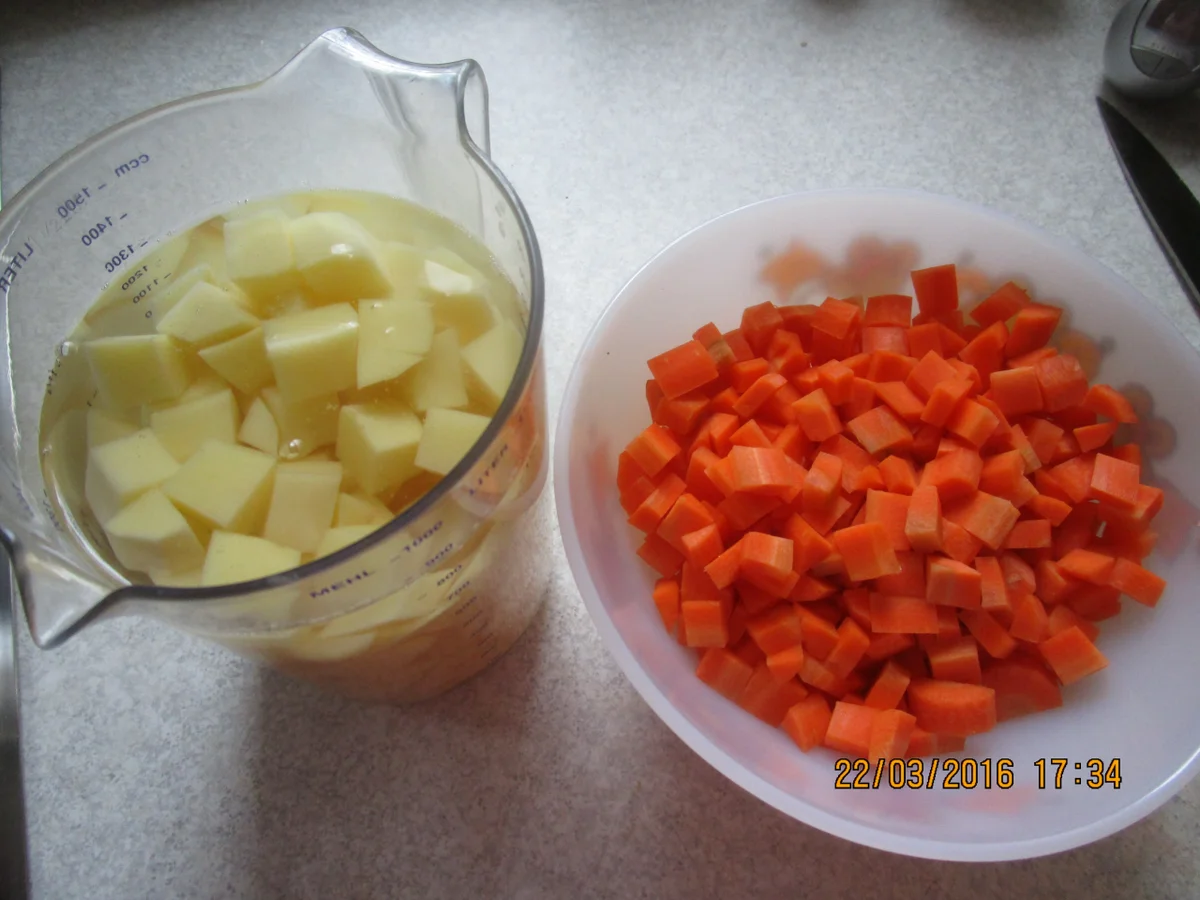 Rezept: Resteessen: Weißkohl-Möhren-Eintopf Bild Nr. 8 Resteessen: Weißkohl-Möhren-Eintopf - Rezept - Bild Nr. 8