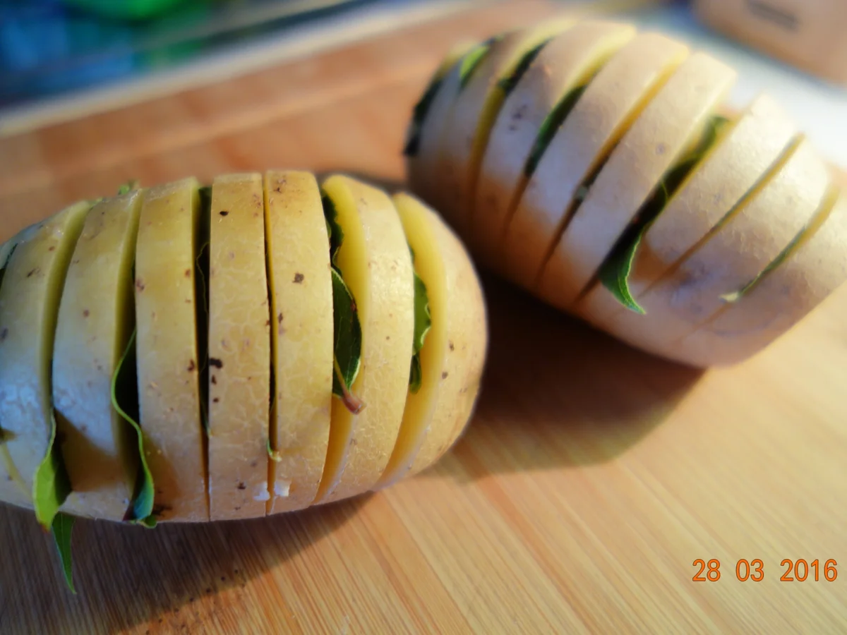 Rezept: Barbarie Entenbrust mit Fächerkartoffel; Bild Nr. 4 Barbarie Entenbrust mit Fächerkartoffel; - Rezept - Bild Nr. 4