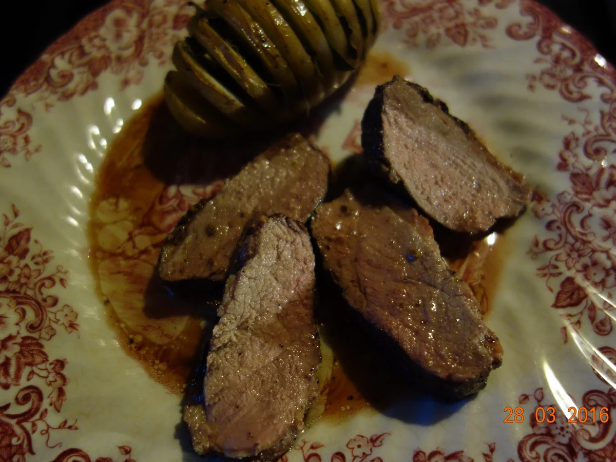 Rezept: Barbarie Entenbrust mit Fächerkartoffel; Bild Nr. 6 Barbarie Entenbrust mit Fächerkartoffel; - Rezept - Bild Nr. 6