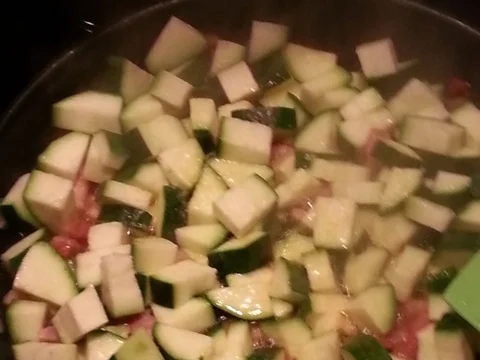 Rezept: Pasta mit Zucchini Gemüse Bild Nr. 13 Pasta mit Zucchini Gemüse - Rezept - Bild Nr. 13