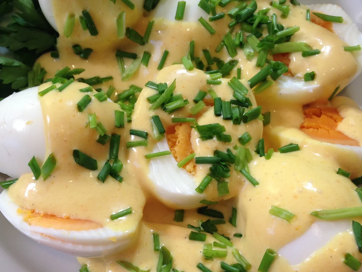 Ostereier-Recycling: Soße Hollandaise, Eier im Glas und in Senfsoße - Rezept - Bild Nr. 3