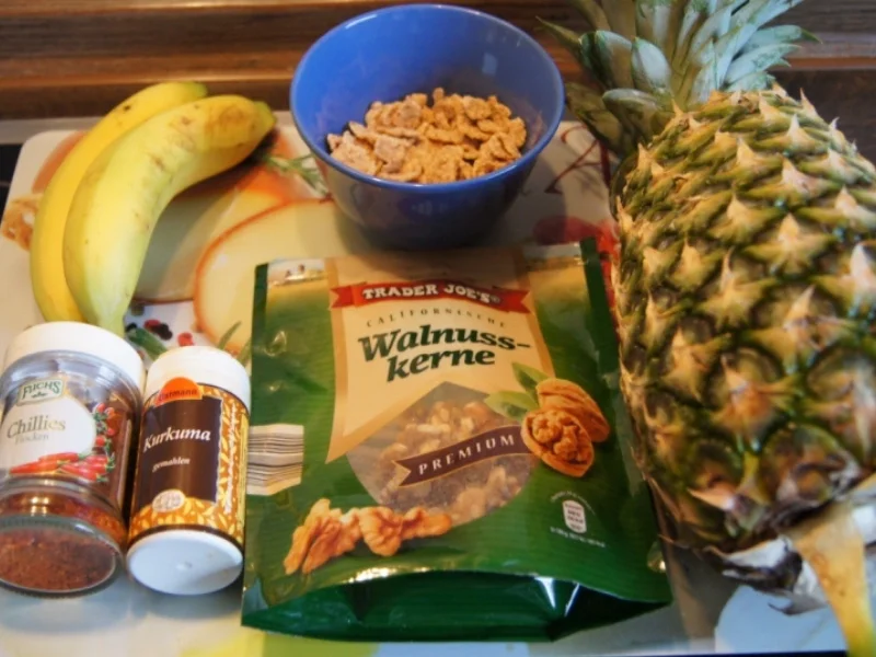 Rezept: Bananen-Ananas-Smoothie Bild Nr. 2 Bananen-Ananas-Smoothie - Rezept - Bild Nr. 2