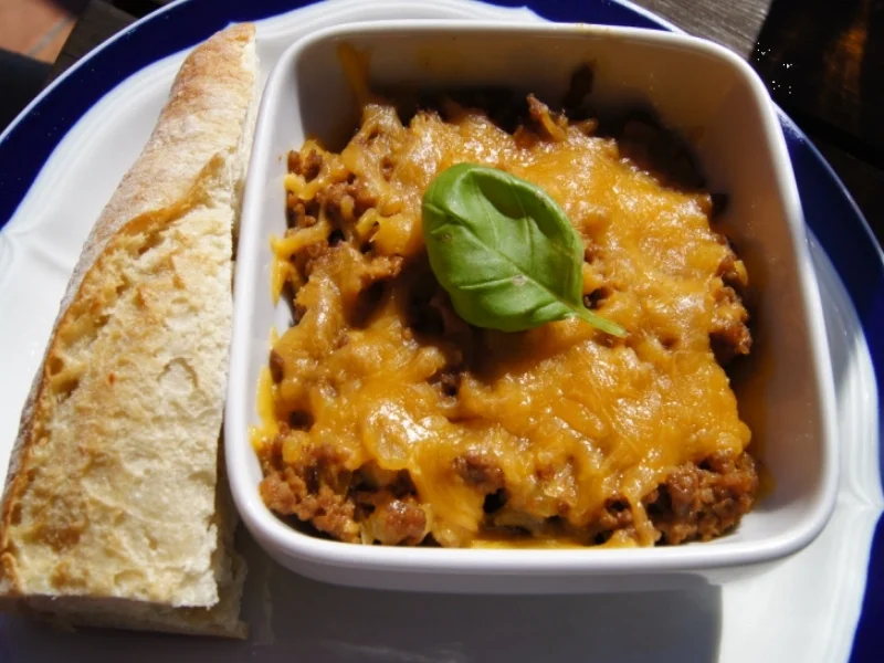 Mini-Auberginen-Auflauf mit Mini-Romana-Salat - Rezept