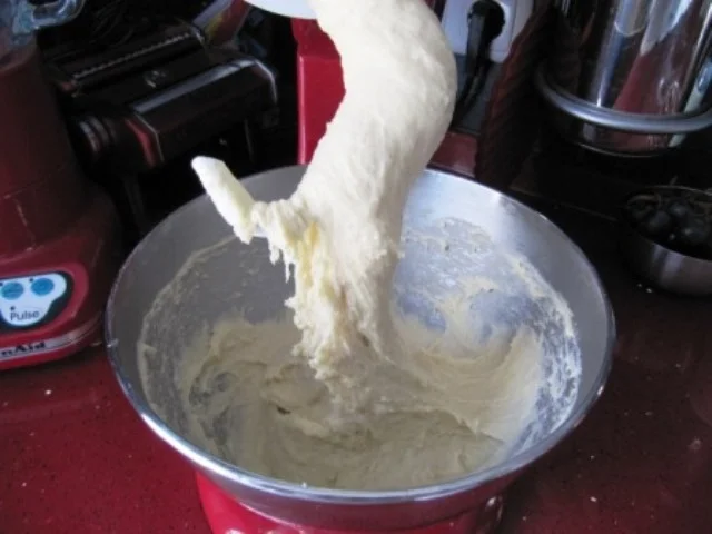 Süsses Weisses Brot zu Weihnachten oder Ostern - Rezept - Bild Nr. 3