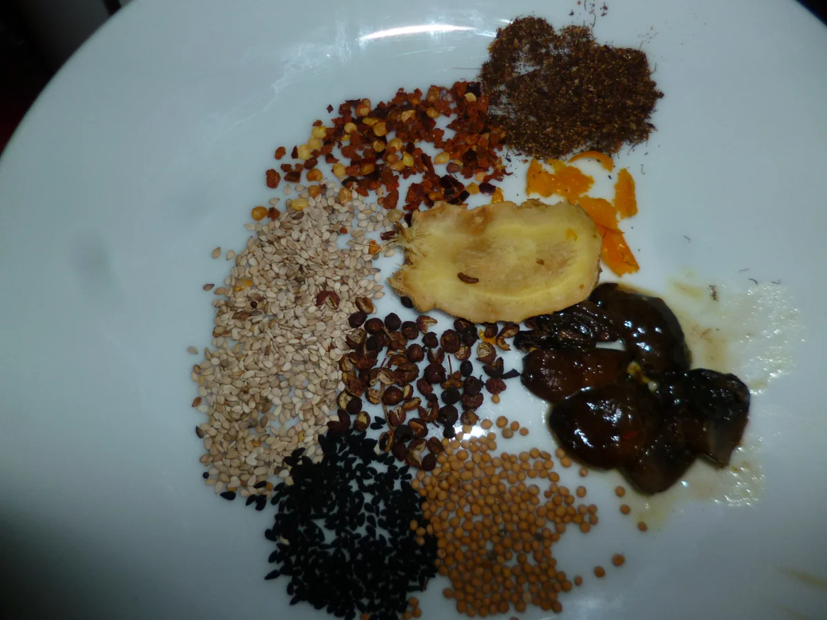 Sieben - Gewürzmischung Chilipfeffer - Rezept - Bild Nr. 3